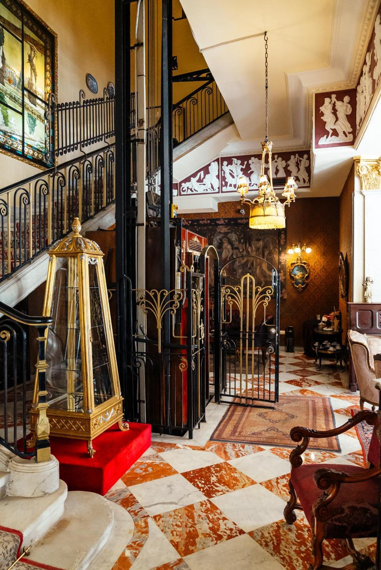 Le Metropole Luxury Heritage Hotel Since 1902 By Paradise Inn Group อเล็กซานเดรีย ภายนอก รูปภาพ