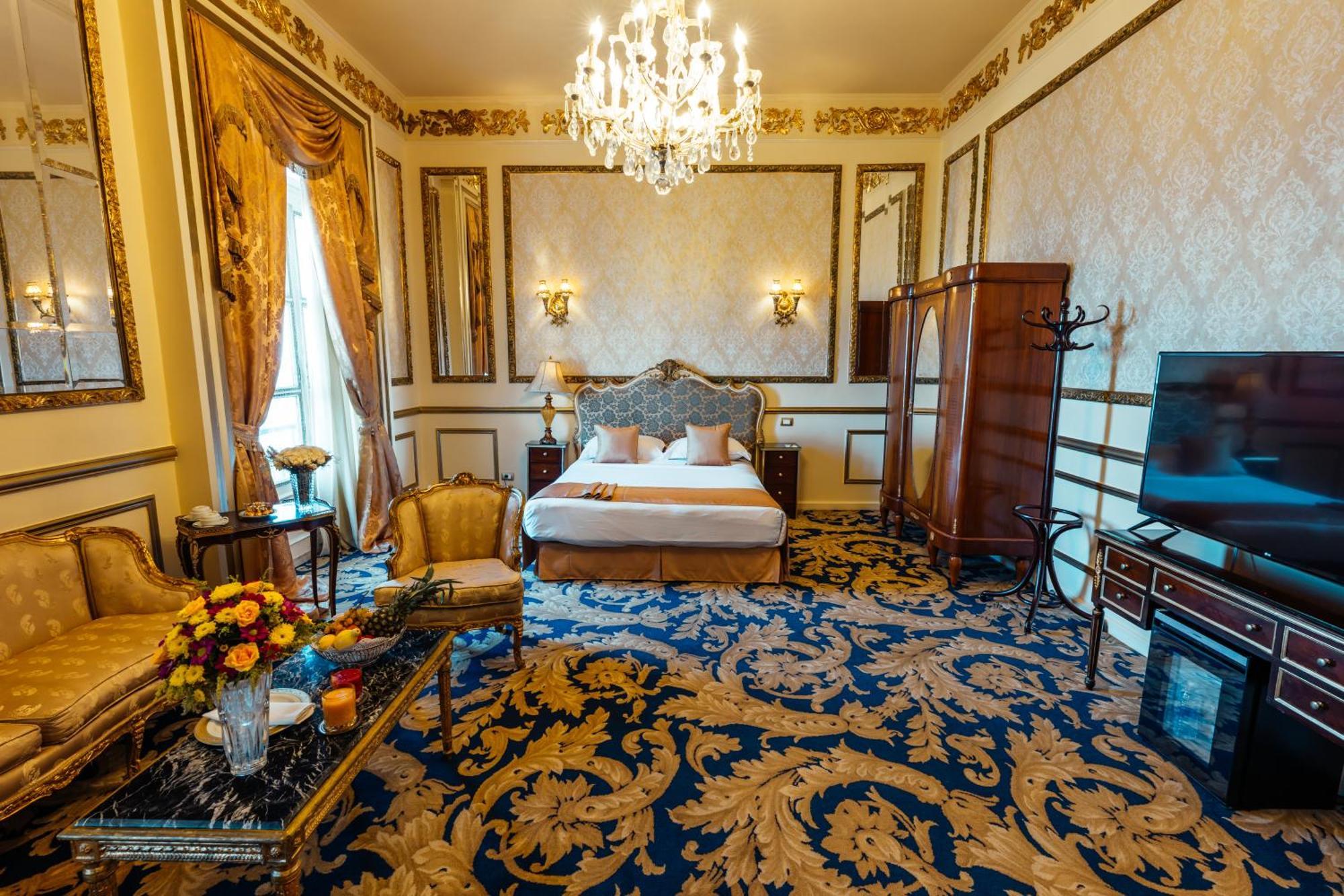 Le Metropole Luxury Heritage Hotel Since 1902 By Paradise Inn Group อเล็กซานเดรีย ภายนอก รูปภาพ